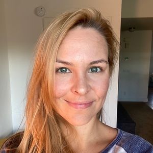 Meet your Posher, Viki